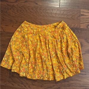 Toad&Co Yellow Floral cottage core mini skirt size medium with short liner.